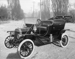 Imagine atasata: 1910Ford_T.jpg