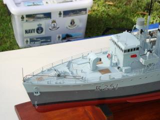 Imagine atasata: HMAS Toowoomba.jpg