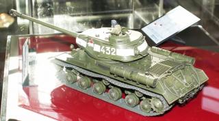 Imagine atasata: tamiya_48_IS2_c.jpg