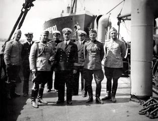 Imagine atasata: 18.09.1940_varna_trupe_bulgare_spre_cadrilater (1).jpg