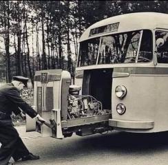 Imagine atasata: DAF-Domburg Diesel from 1949.jpg
