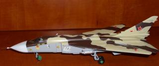 Imagine atasata: SU-24 side2.JPG