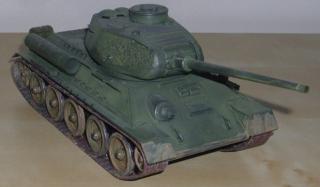 Imagine atasata: T-34 85.jpg