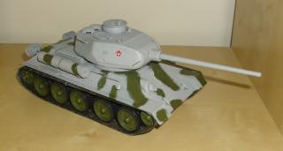Imagine atasata: T-34 85.jpg