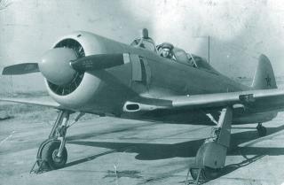 Imagine atasata: Yak_11_Romania_anii_50.jpg