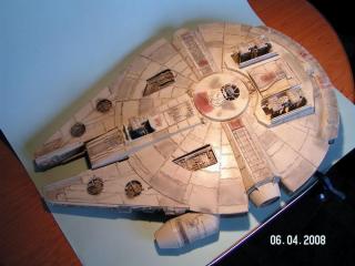 Imagine atasata: Milenium_Falcon_MPC__11_.jpg