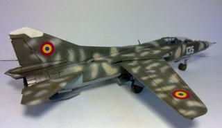 Imagine atasata: Mig-23UB, 1-72, Romania 010.jpg