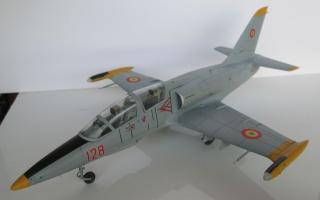 Imagine atasata: L-39 Albatros, 1-72, Romania 006.jpg
