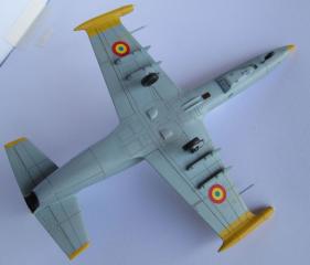 Imagine atasata: L-39 Albatros, 1-72, Romania 027.jpg