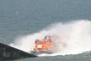 Imagine atasata: 2 - RNLB Ruby and Arthur Reed II 47-006.jpg