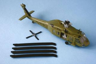 Imagine atasata: easy-model-37016-american-uh-60a-blackhawk-midnight-bule-101-airborne-172-1105459-1.jpg
