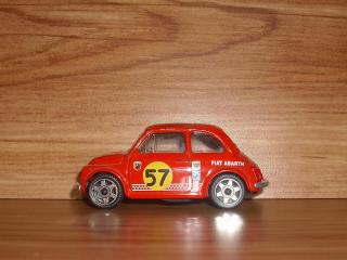 Imagine atasata: Fiat_500_Abarth.jpg