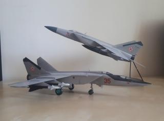 Imagine atasata: Mig-25 1 .jpg