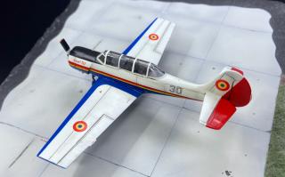 Imagine atasata: YAK-52 nr30 09.jpg