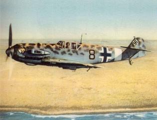 Imagine atasata: Messerschmitt-Bf-109E7Trop-8.JG27-Black-8-Franz-Elles-Libya-1941-03.jpg