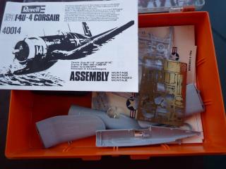 Imagine atasata: F4U CORSAIR - Revell - 1-72 - detalii metalice - 60 Lei.JPG