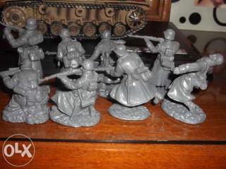 Imagine atasata: 70056772_1_644x461_soldatei-soldati-tssd-germani-132-oradea_rev002.jpg