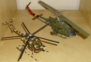 Imagine atasata: UH-1 si AH-6.JPG