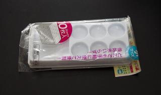 Imagine atasata: Tavite plastic.jpg