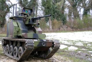 Imagine atasata: Serbian_army_demonstrates_efficiency_of_Milos_N_armed_UGV_2.jpg