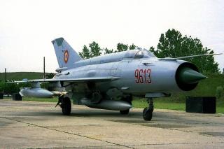 Imagine atasata: Mig_21MF_Fishbed_9613__To_Lancer_A__1992_Borcea_Fetesti_Romania.jpg