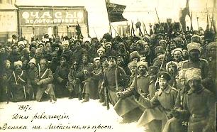 Imagine atasata: Revolutia-Octombrie-2.jpg