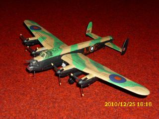 Imagine atasata: Avro_Lancaster_DammBuster.JPG