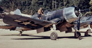 Imagine atasata: Vought-F4U-1-Corsair-VMF-218-White-465-Barakoma-Airfield-Vella-Lavella-Solomon-Islands-15th-Jan-1944-02.jpg