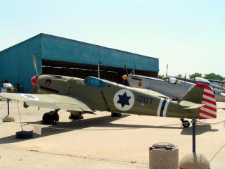 Imagine atasata: 14_Avia_199_1.jpg