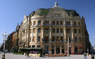 Imagine atasata: Palatul_Lloyd_Timisoara2.jpg