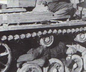 Imagine atasata: sleepingkf8.jpg